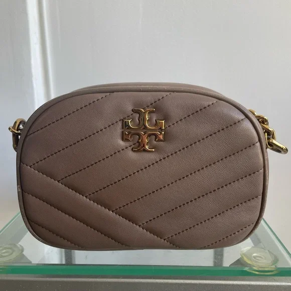 Tory Burch Brown Taupe Kira Quilted Chevron Crossbody Camera Bag w/ Gold Details - Picture 2 of 7